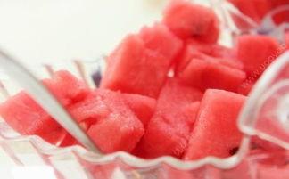 吃火龙瓜拉红色的,红色果实背后的神秘传说