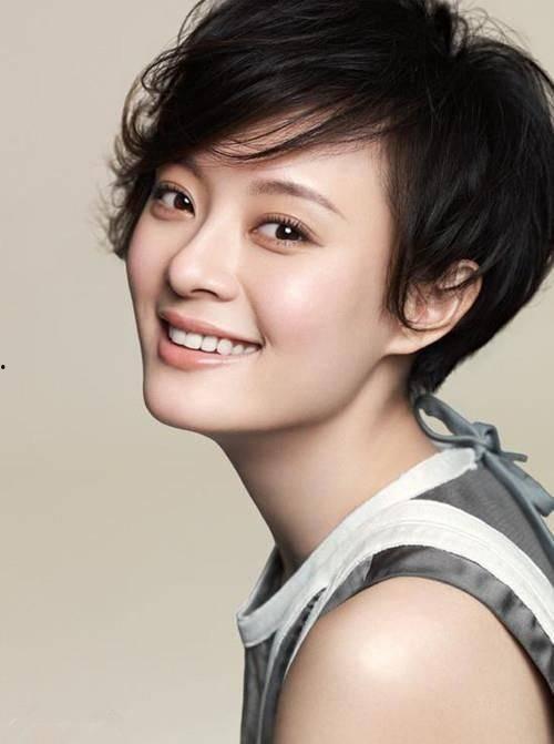 长脸短发女明星,揭秘短发长脸女明星的独特风采