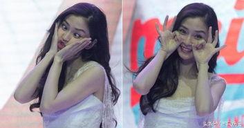 女明星做暧昧,一场视觉与情感的盛宴