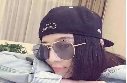 戴帽子的明星图片,戴帽风采，揭秘明星们的时尚帽子造型